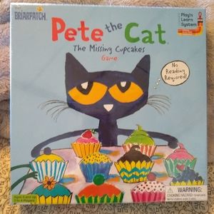 Pete the Cat-MISSING CUPCAKES
